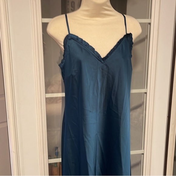 Lascana NWOT Slip Dress sz 10 in Teal Satin w/ Sweetheart Ruffle Trim - Picture 2 of 6
